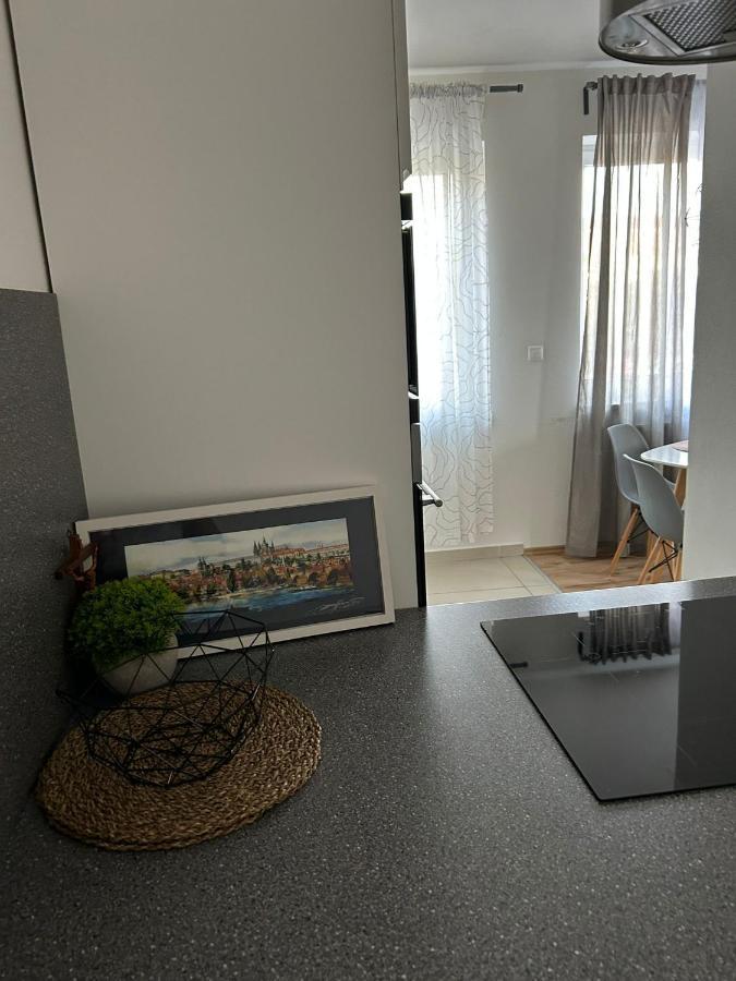 Apartman "Dunaj" Private Parking - Klimatizacia Šamorín 외부 사진
